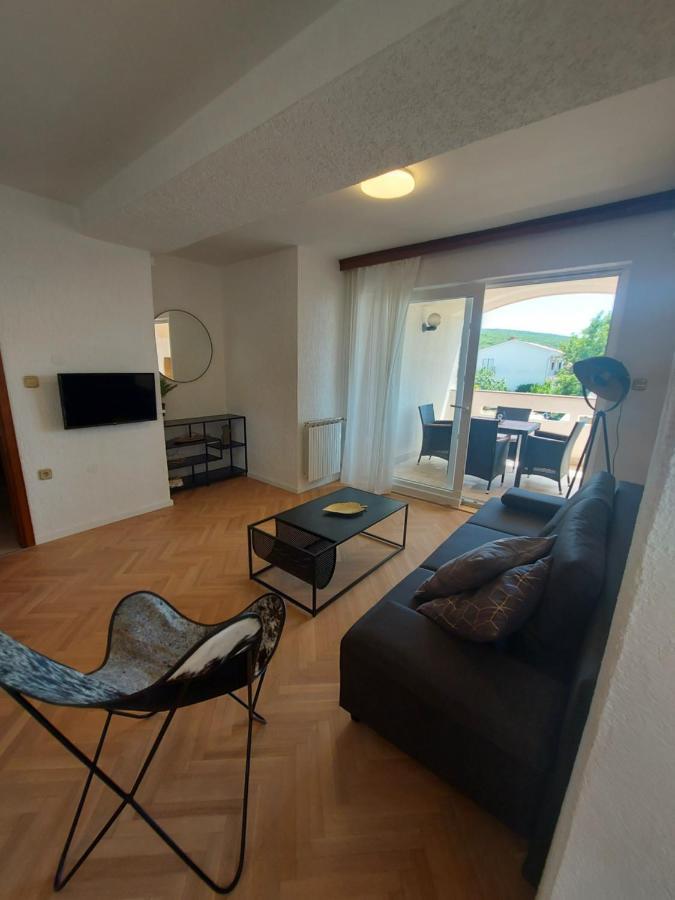 Apartments Fugosic 普纳特 外观 照片
