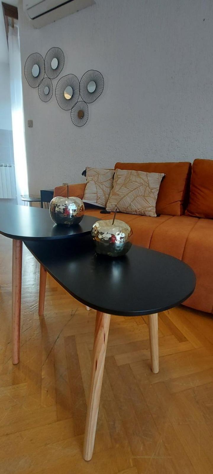 Apartments Fugosic 普纳特 外观 照片
